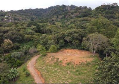 Terraza 2 - 5054m en zona de quintas en Atenas